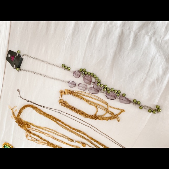 Bundle of long oversized necklace lot - Picture 6 of 8